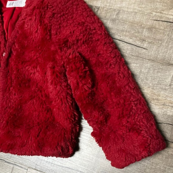 H&M Girls Faux Fur Jacket Cherry Red Furry Outerwear Coat Size 2-4 years Casual - Picture 5 of 10